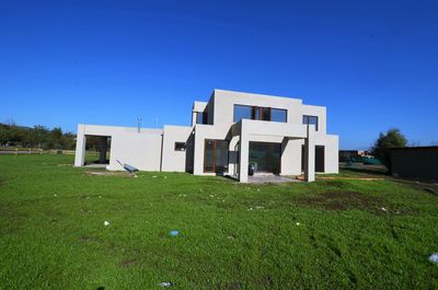 Principal view