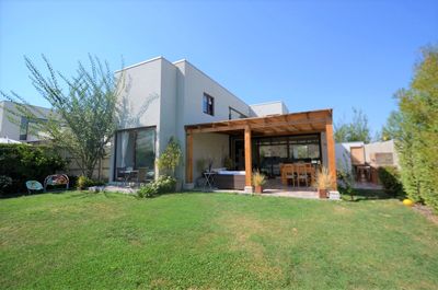 Principal view