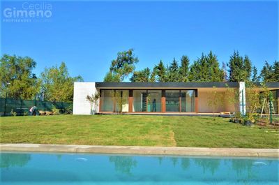 Principal view