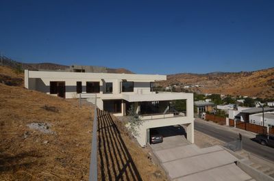 Principal view