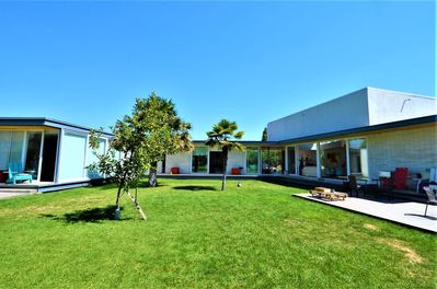 Principal view