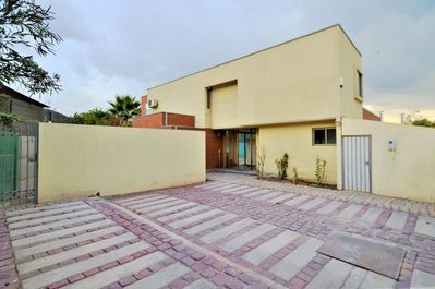 Principal view