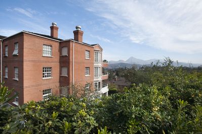 Principal view