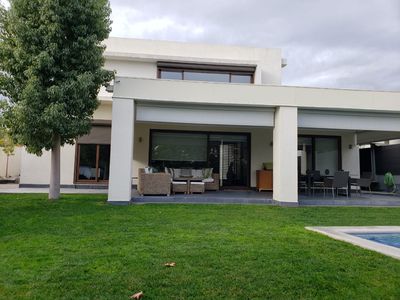 Principal view