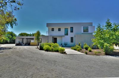 Principal view