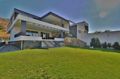 Principal view