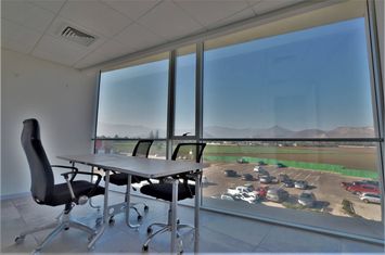 Oficina en Venta, Chicureo Oriente