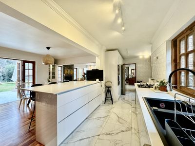 Principal view