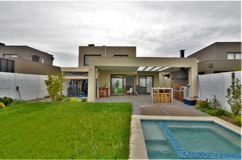 Casa en Venta, Santa Elena