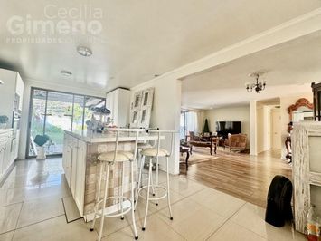 Casa en Venta, Ayres de Chicureo