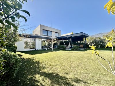 Principal view