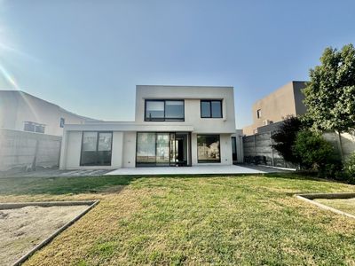 Principal view