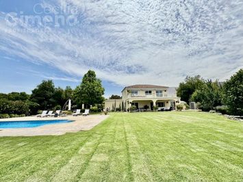 Casa en Arriendo, Chicureo Oriente