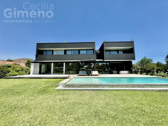 Casa en Arriendo, Chicureo Centro