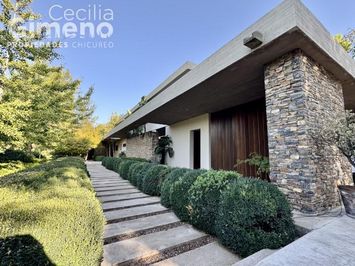 Casa en Venta, Chicureo Centro
