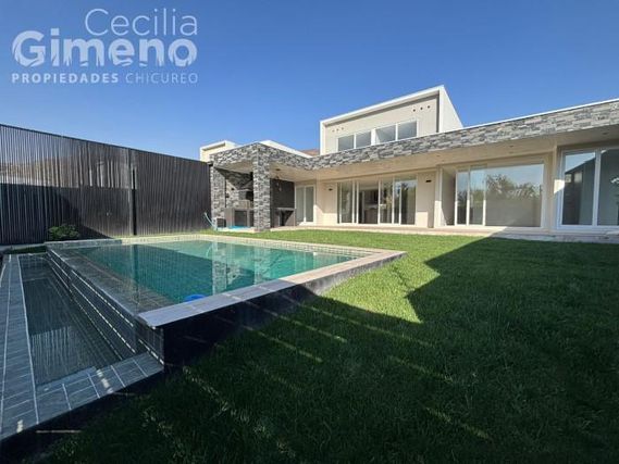 Casa en Arriendo, Ayres de Chicureo