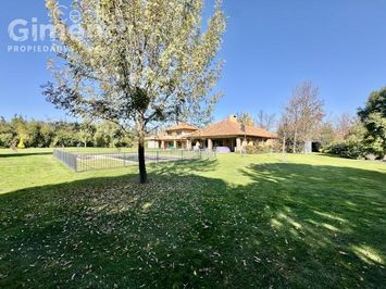 Casa en Venta, Chicureo Poniente