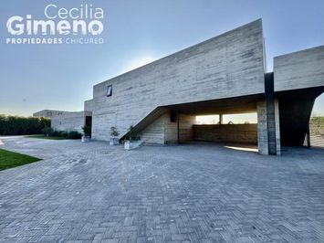 Casa en Venta, Chicureo Centro