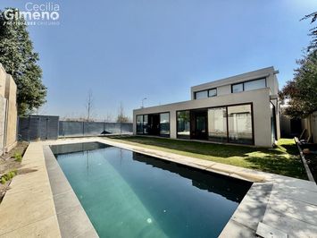 Casa en Venta, Piedra Roja