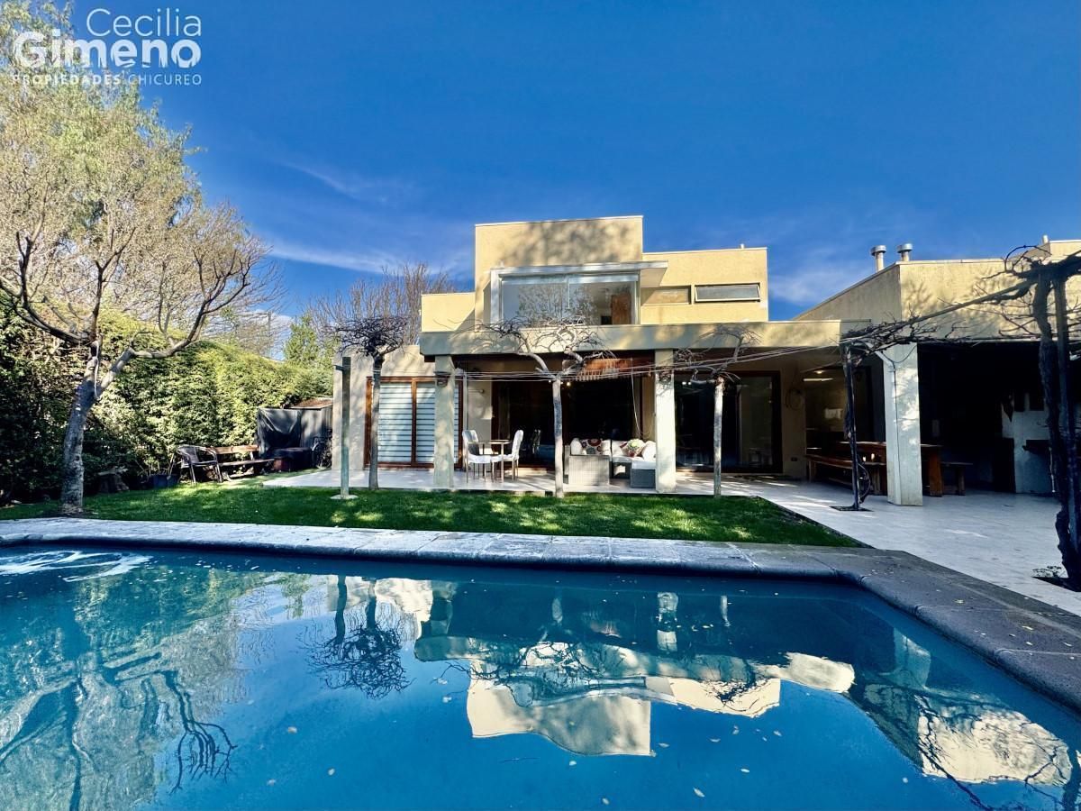 Casa en Venta, Santa Elena