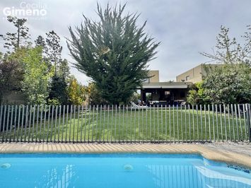 Casa en Arriendo, Piedra Roja