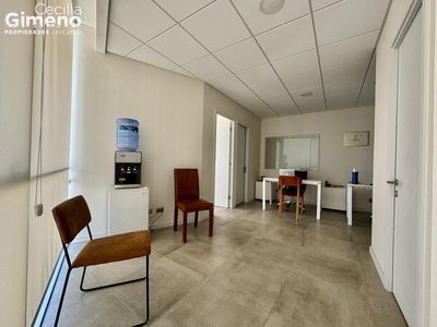 Oficina en Arriendo, Chicureo Centro